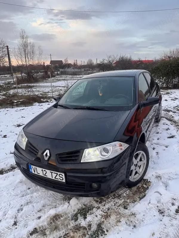 Utilizat 2009 Renault Mégane Berlinǎ | 1.850 EUR (Preț bun) - Imagine 1/4
