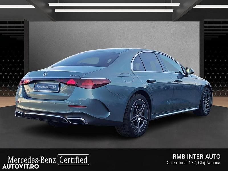 Second-hand Mercedes E300 AMG line 313 CP (230 kW) 2024 Culoareverde Berlinǎ