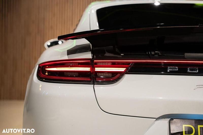 Second-hand Porsche Panamera 550 CP (404 kW) 2017 Alb Berlinǎ