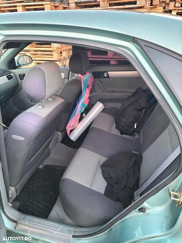 Second-hand Chevrolet Lacetti SE 109 CP (80 kW) 2006 Culoareverde Berlinǎ