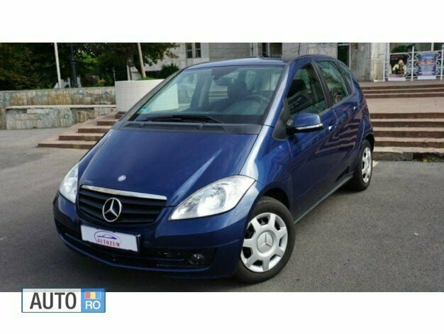 Second-hand Mercedes A180 110 CP (80 kW) 2010 Albastru marin Hatchback