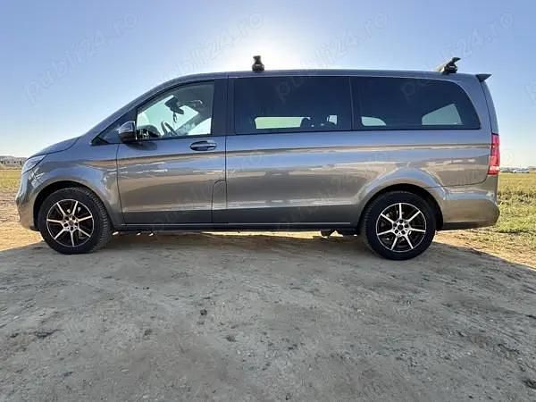 Utilizat 2021 Mercedes V220 Monovolum | 32.500 EUR - Imagine 1/4