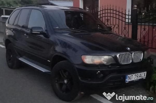 Alb Utilizat 2002 BMW X5 SUV | 2.650 EUR - Imagine 1/4