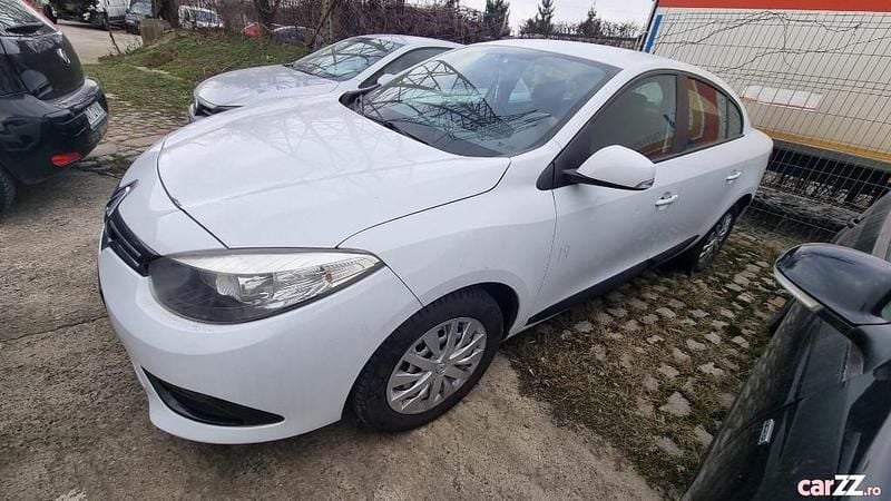 Alb Second-hand 2016 Renault Fluence Berlinǎ | 6.600 EUR - Imagine 1/4