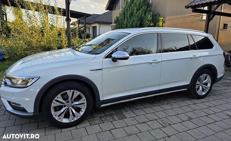 Culoarealb Utilizat 2017 VW Passat Alltrack Break | 16.850 EUR (Preț OK) - Imagine 1/4