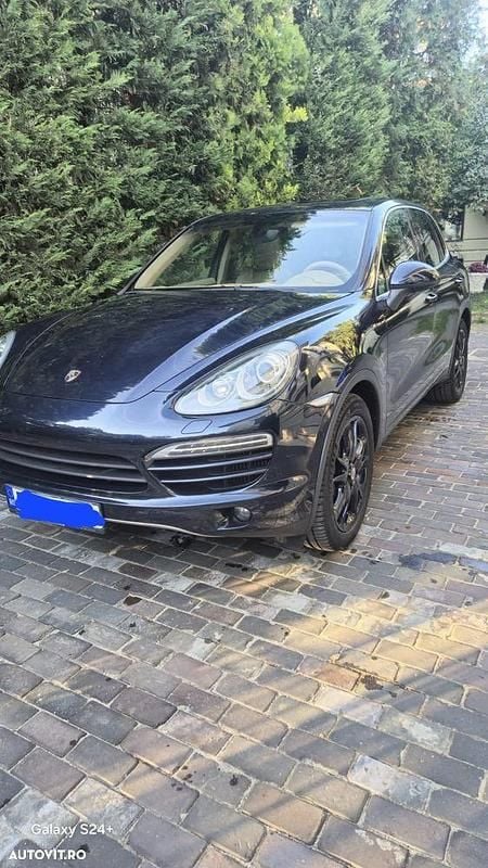 Culoarealbastru Utilizat 2010 Porsche Cayenne SUV | 15.500 EUR - Imagine 1/4