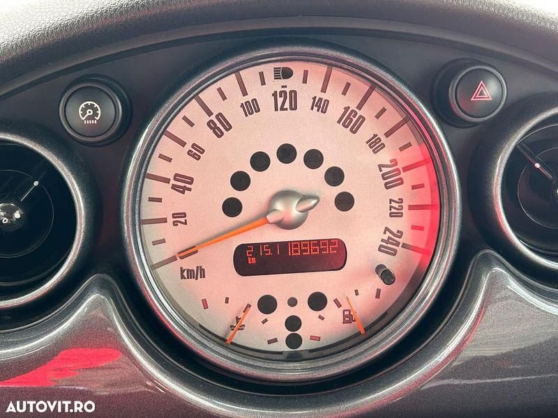 Second-hand Mini ONE 90 CP (66 kW) 2004 Culoarealbastru Hatchback