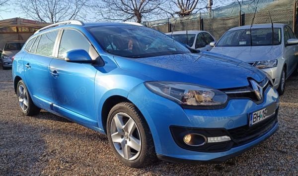 Albastru Utilizat 2014 Renault Mégane III Break | 6.650 EUR (Preț OK) - Imagine 1/4