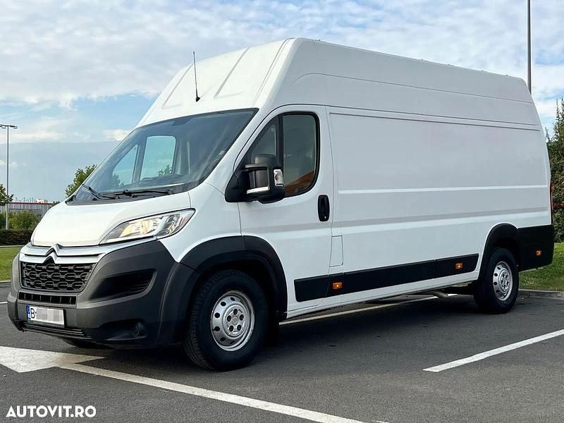Culoarealb Utilizat 2018 Citroën Jumper Monovolum | 12.450 EUR (Super Preț) - Imagine 1/4