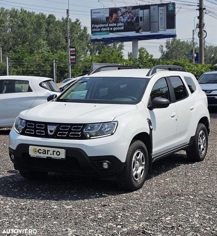 Alb Utilizat 2021 Dacia Duster Essentiel SUV | 13.250 EUR (Preț bun) - Imagine 1/4