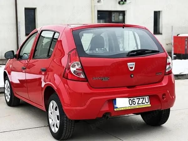 Second-hand Dacia Sandero 75 CP (55 kW) 2009 Hatchback