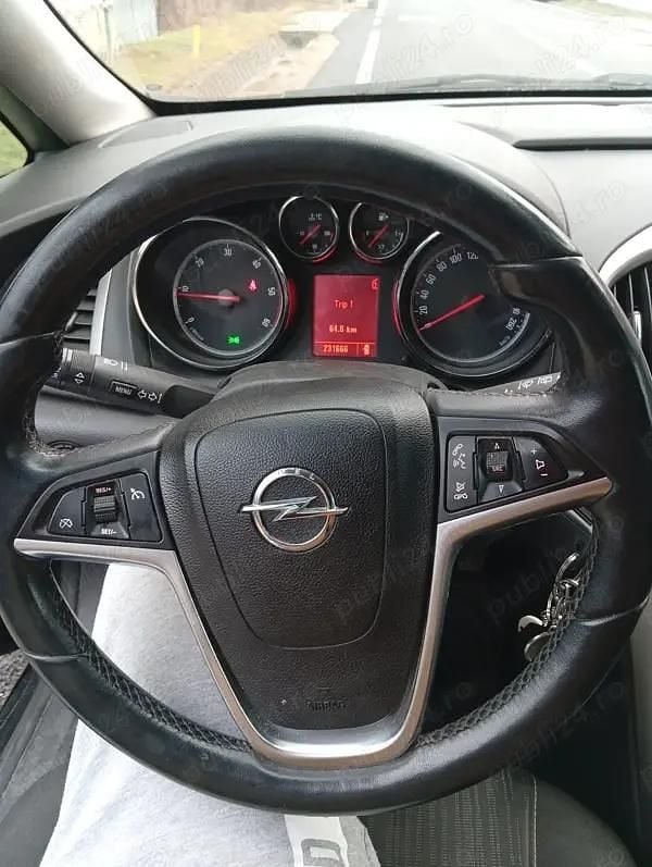 Second-hand Opel Astra Sport 131 CP (96 kW) 2011 Break