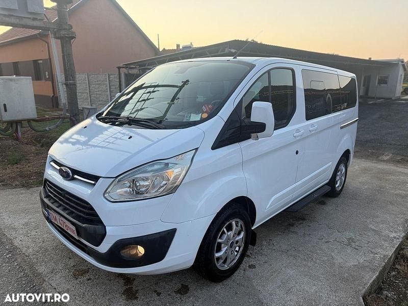 Culoarealb Utilizat 2013 Ford Tourneo Custom Titanium Monovolum | 10.999 EUR - Imagine 1/4
