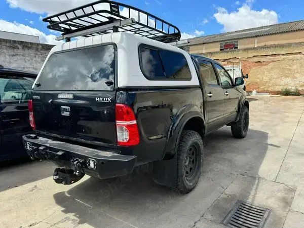 Utilizat 2012 Toyota HiLux Pickup | 28.000 EUR - Imagine 1/4