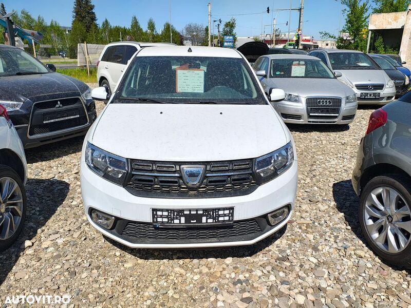 Alb Utilizat 2020 Dacia Sandero Hatchback | 6.500 EUR (Preț bun) - Imagine 1/4
