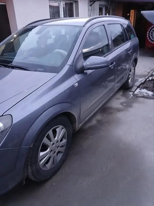 Utilizat 2007 Opel Astra Break | 1.300 EUR (Preț bun) - Imagine 1/4