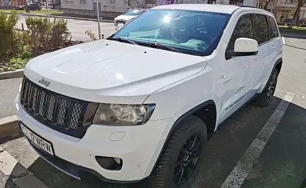 Second-hand Jeep Grand Cherokee 241 CP (177 kW) 2013 Alb SUV