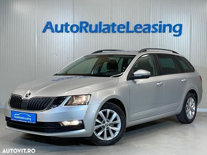 Gri Utilizat 2018 Skoda Octavia Style Break | 13.190 EUR (Preț bun) - Imagine 1/4