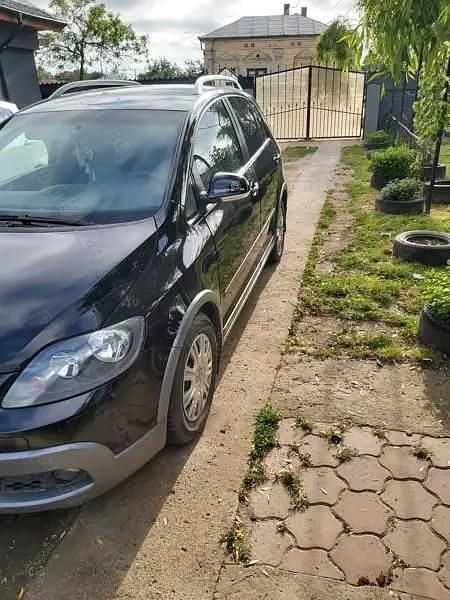 Utilizat 2009 VW Golf Plus Cross Monovolum | 3.700 EUR (Preț OK) - Imagine 1/4