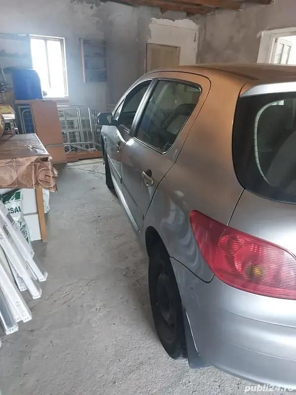 Utilizat 2005 Peugeot 307 Berlinǎ | 65.500 EUR - Imagine 1/4