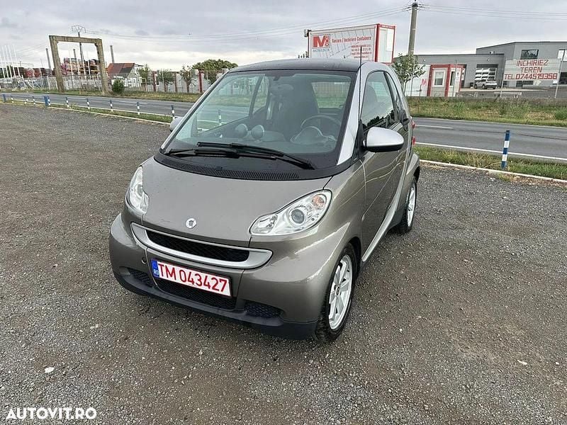 Culoaregri Utilizat 2008 Smart ForTwo Coupé Passion Coupe | 2.699 EUR - Imagine 1/4