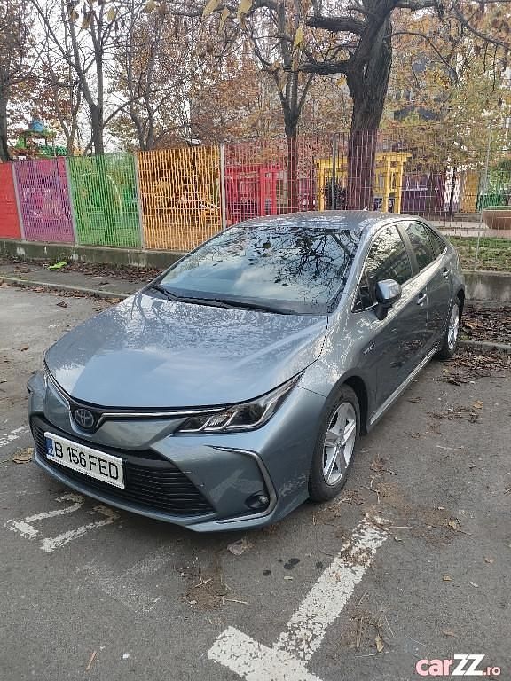 Utilizat 2020 Toyota Corolla Hybrid Berlinǎ | 21.300 EUR - Imagine 1/4