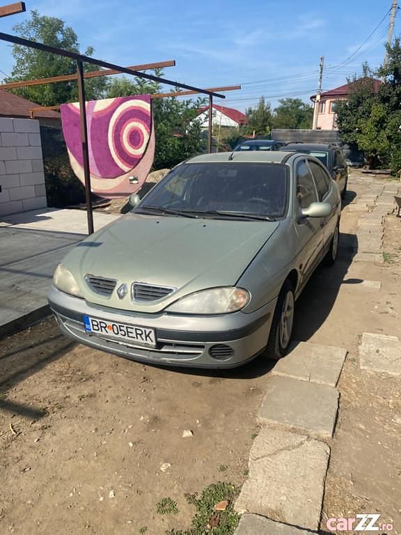 Utilizat 2001 Renault Mégane Berlinǎ | 1.000 EUR - Imagine 1/4