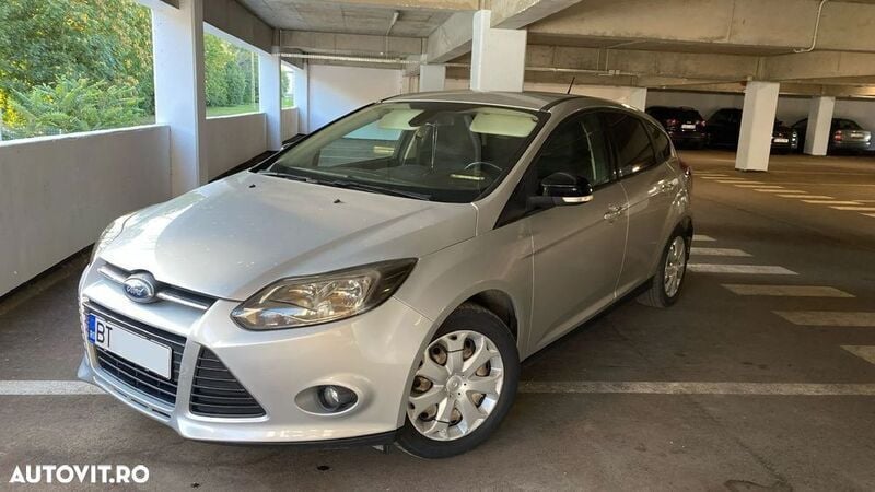 Argint Utilizat 2014 Ford Focus Trend Hatchback | 3.800 EUR (Super Preț) - Imagine 1/4