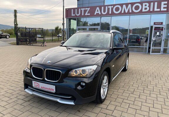 Negru Utilizat 2011 BMW X1 Sport Line SUV | 9.799 EUR (Scump) - Imagine 1/4