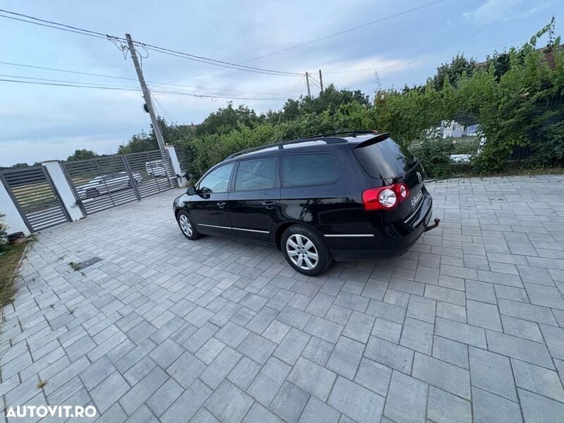 Negru Utilizat 2009 VW Passat Sportline Break | 4.000 EUR (Preț OK) - Imagine 1/4