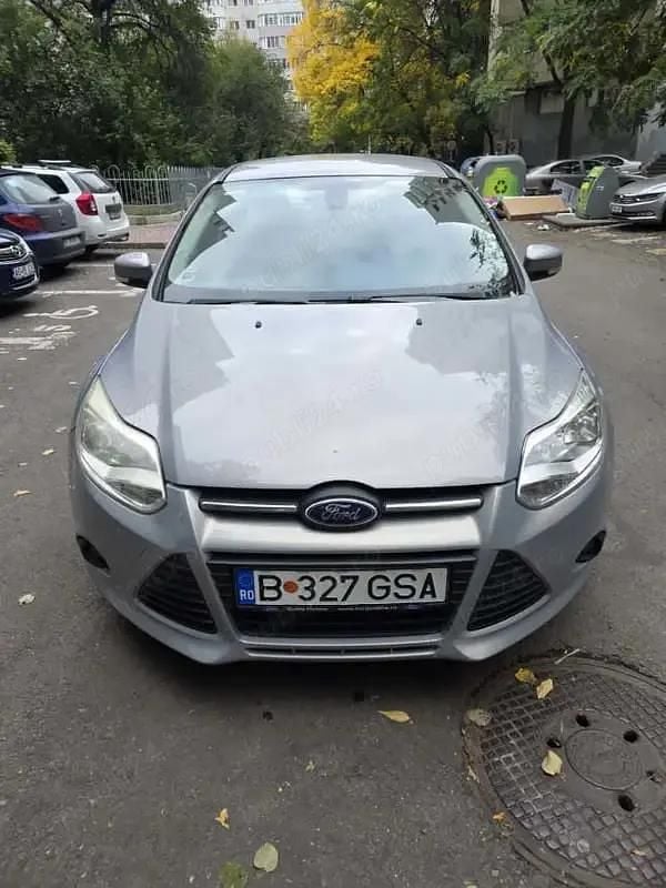 Gri Utilizat 2012 Ford Focus Sport Break | 4.300 EUR (Preț OK) - Imagine 1/4