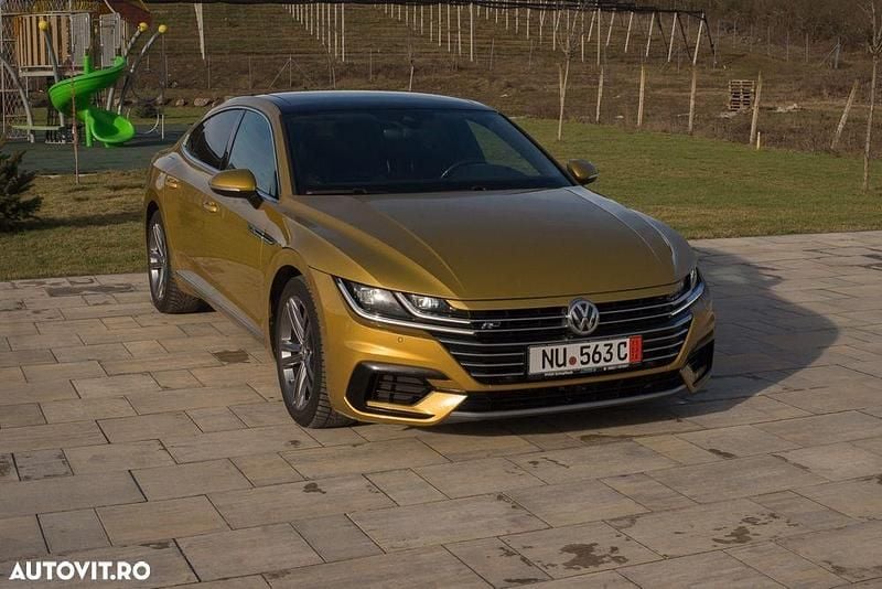 Second-hand VW Arteon R-line 240 CP (176 kW) 2017 Culoaregalbeuriu Hatchback