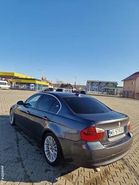 Utilizat 2006 BMW 318 Berlinǎ | 3.000 EUR (Preț OK) - Imagine 1/4