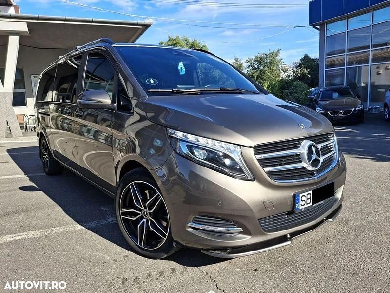 Maro Utilizat 2018 Mercedes V250 Monovolum | 44.990 EUR (Preț OK) - Imagine 1/4