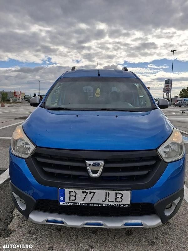 Culoarealbastru Utilizat 2016 Dacia Dokker Stepway Van | 4.900 EUR (Super Preț) - Imagine 1/4