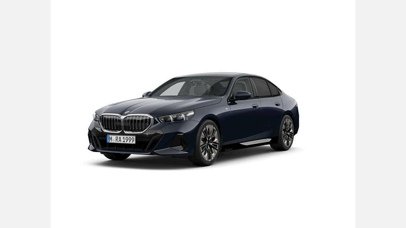 Carbon black metallic metalizat Utilizat 2025 BMW 540 Comfort Edition Berlinǎ | 70.156 EUR - Imagine 1/3