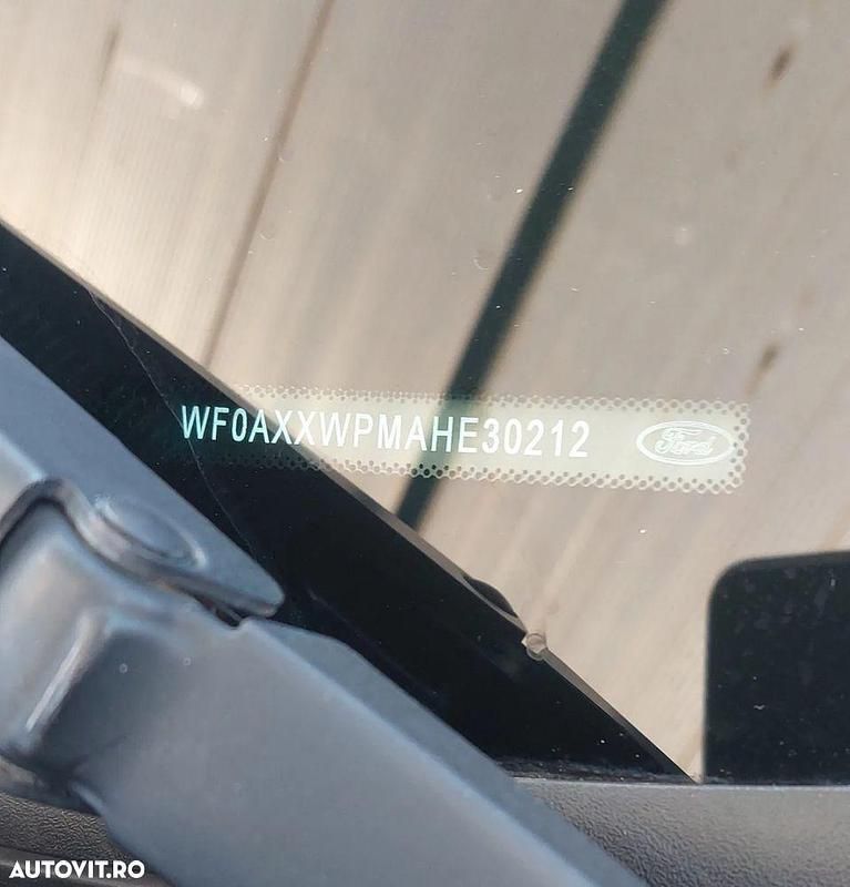 Negru Utilizat 2018 Ford Kuga Titanium SUV | 15.100 EUR (Preț OK) - Imagine 1/4