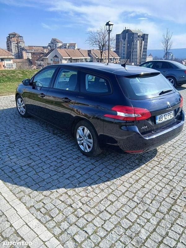 Second-hand Peugeot 308 Business-Line 120 CP (88 kW) 2016 Culoarealbastru Break