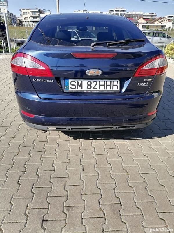 Second-hand Ford Mondeo 140 CP (102 kW) 2009 Albastru Berlinǎ