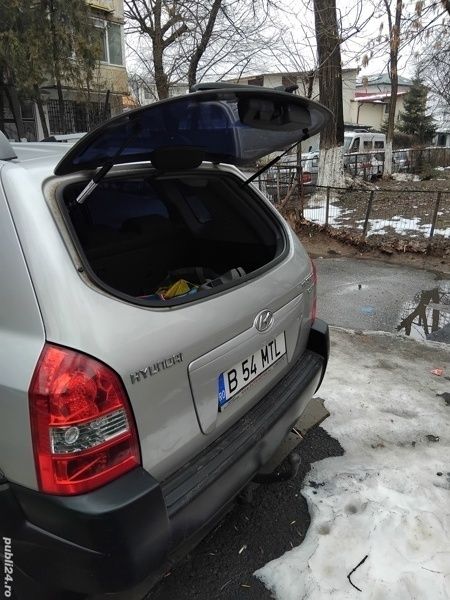 Utilizat 2005 Hyundai Tucson SUV | 2.400 EUR (Puțin scump) - Imagine 1/4