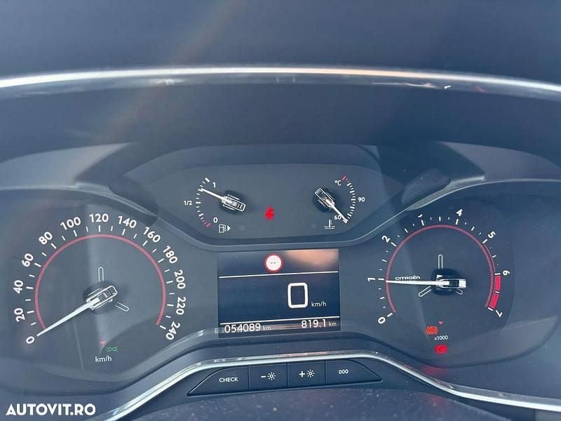 Second-hand Citroën C5 Aircross 130 CP (95 kW) 2021 Culoarealb SUV