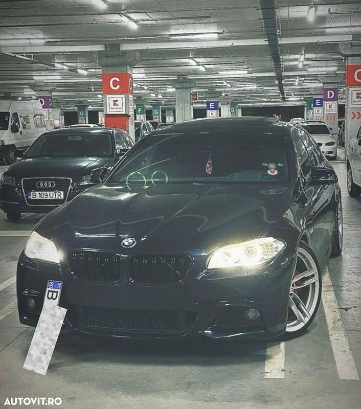 Culoarenegru Utilizat 2012 BMW 525 Sport Line Berlinǎ | 12.900 EUR (Preț OK) - Imagine 1/4