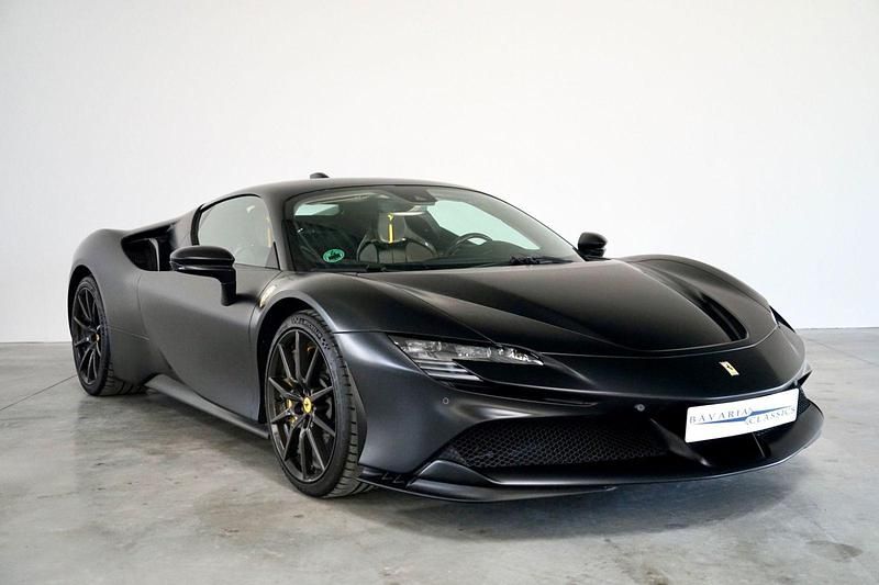Utilizat 2022 Ferrari SF90 | 417.441 EUR - Imagine 1/1