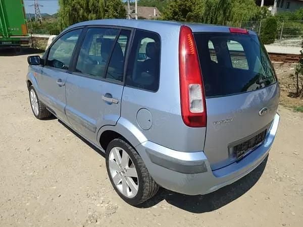 Second-hand Ford Fusion 80 CP (58 kW) 2006 Albastru Berlinǎ