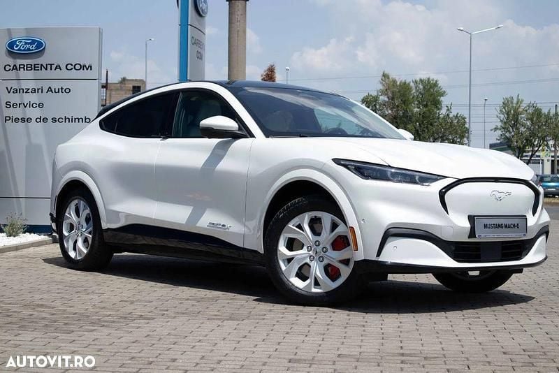 Culoarealb Utilizat 2023 Ford Mustang Mach-E SUV | 45.906 EUR - Imagine 1/4