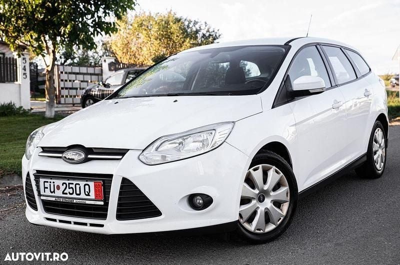 Culoarealb Utilizat 2012 Ford Focus Trend Break | 3.790 EUR (Preț OK) - Imagine 1/4