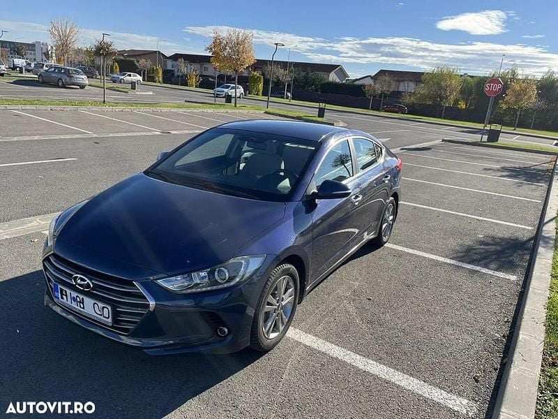 Culoarealbastru Utilizat 2018 Hyundai Elantra Berlinǎ | 11.650 EUR (Preț OK) - Imagine 1/4