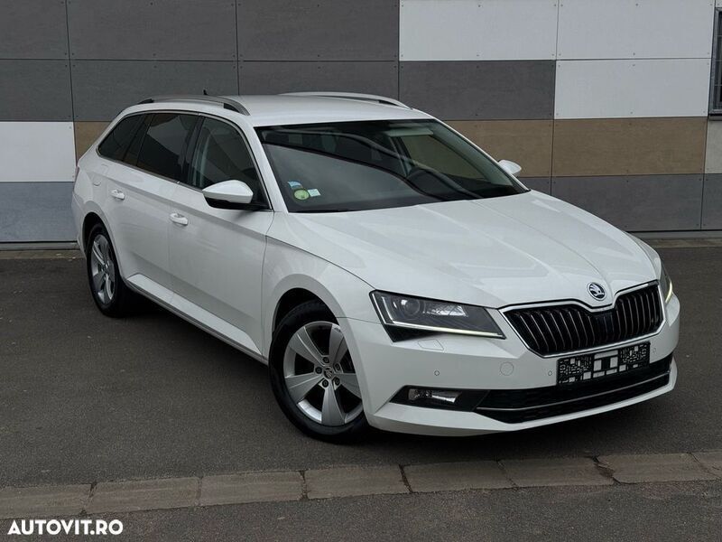 Second-hand Skoda Superb Style 150 CP (110 kW) 2019 Alb Break