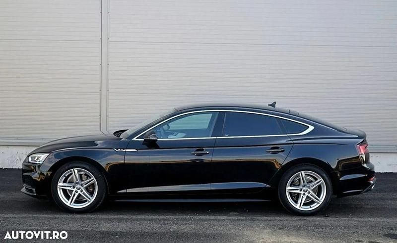 Second-hand Audi A5 S-Line 190 CP (139 kW) 2020 Culoarenegru Berlinǎ