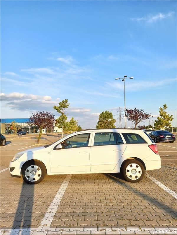 Second-hand Opel Astra 110 CP (80 kW) 2008 Break